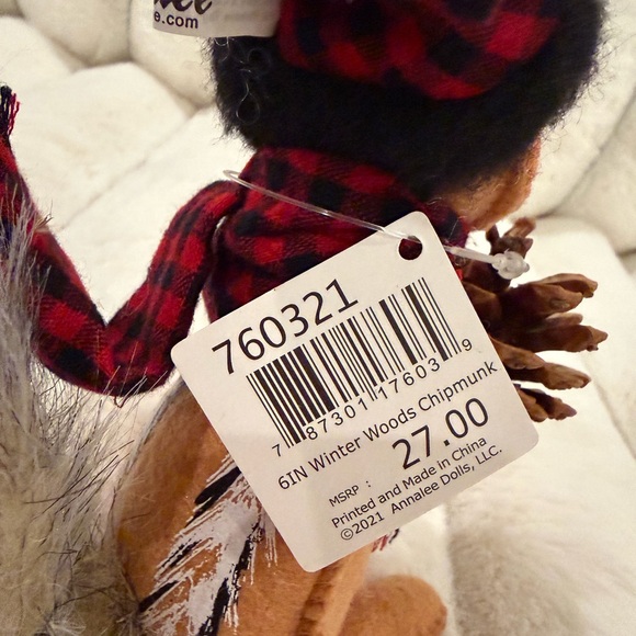 Annalee 460321 6 in Winter Woods Chipmunk NWT - Picture 3 of 7